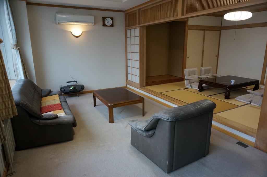 Otaru Ekimae Guest House Ito Dış mekan fotoğraf